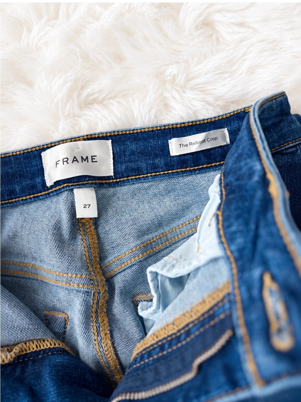 Frame Denim The Reboot Crop Jeans in Deep Blue Wash - Picture 2 of 3